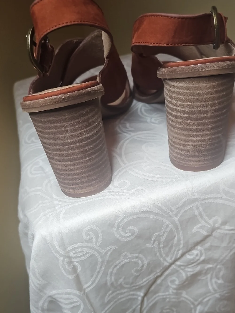 Madewell Rust Suede Crisscross Open‑Toe Slingback Sandals - Picture 3 of 5